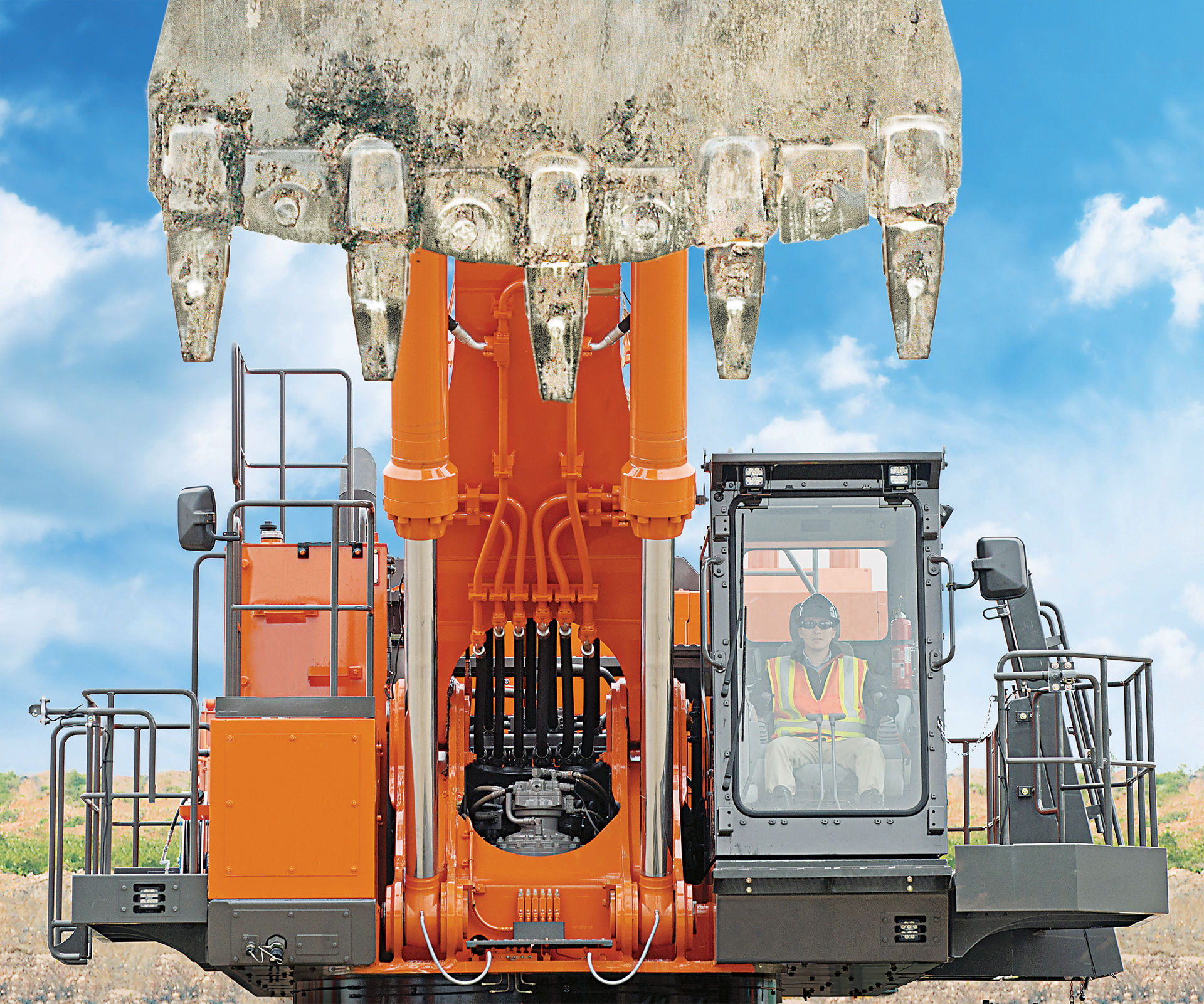 EX1200-7 Large Excavators - HitachiCM Europe